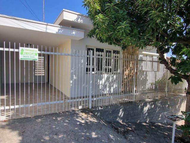 Foto do Casa - Casa com 2 dormitórios para alugar, 81 m² - São Lázaro - São João da Boa Vista/SP | Zeladoria Imóveis & Condomínios