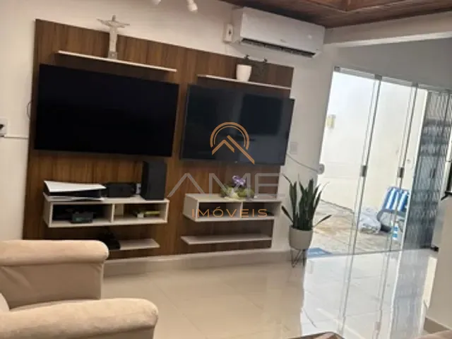 Casa com 160m² 2 quartos e 2 banheiros, à venda, no bairro Fragata em Pelotas