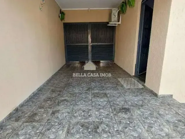Casa com 260m² 3 quartos e 2 banheiros, à venda, no bairro Além Ponte em Sorocaba