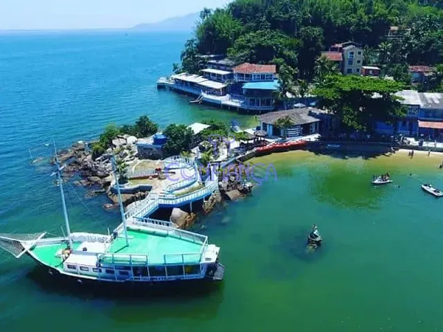 Casa com 173m² 3 quartos e 5 banheiros, à venda, no bairro Mangaratiba em Mangaratiba