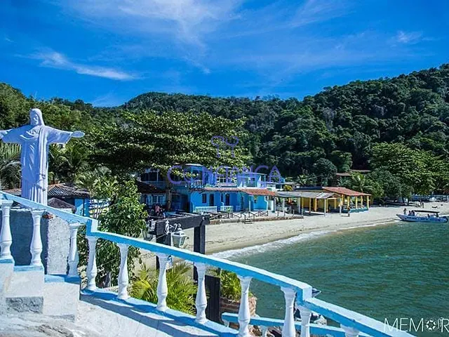 Casa com 173m² 3 quartos e 5 banheiros, à venda, no bairro Mangaratiba em Mangaratiba