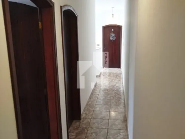 Casa com 183m² 4 quartos e 3 banheiros, à venda, no bairro Vila Vianelo em Jundiaí