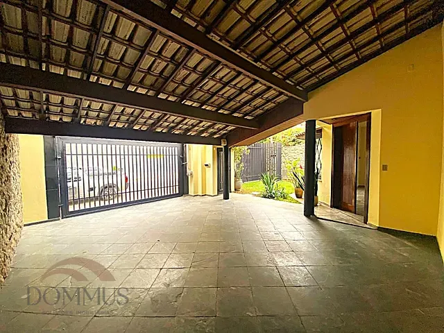 Casa com 360m² 5 quartos e 4 banheiros, à venda, no bairro Iguaçu em Ipatinga