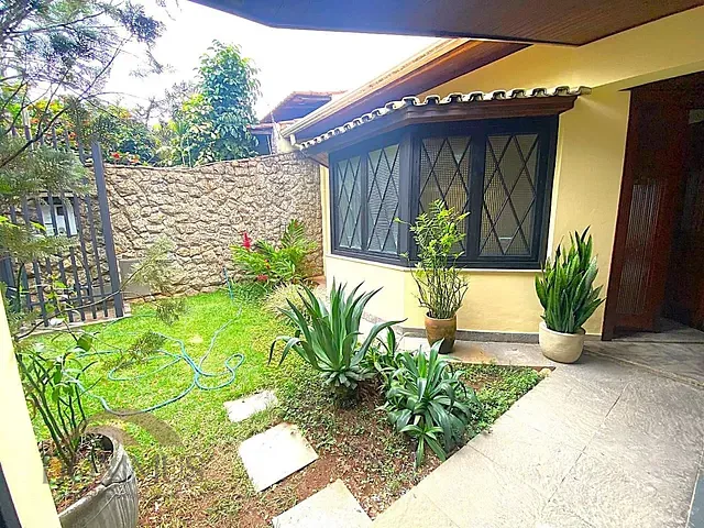 Casa com 360m² 5 quartos e 4 banheiros, à venda, no bairro Iguaçu em Ipatinga