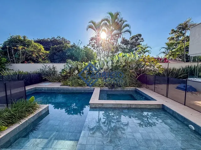 Casa com 1018m² 4 quartos e 6 banheiros, à venda, no bairro Joapiranga em Valinhos