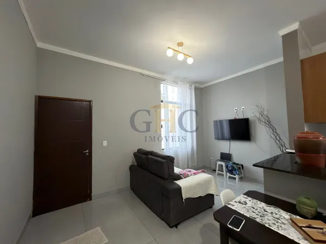Casa com 125m² 2 quartos e 2 banheiros, à venda, no bairro Jardim das Bandeiras em Salto de Pirapora