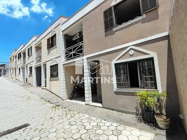 Casa 3 quartos e 2 banheiros, à venda, no bairro Vila Pirajussara em São Paulo