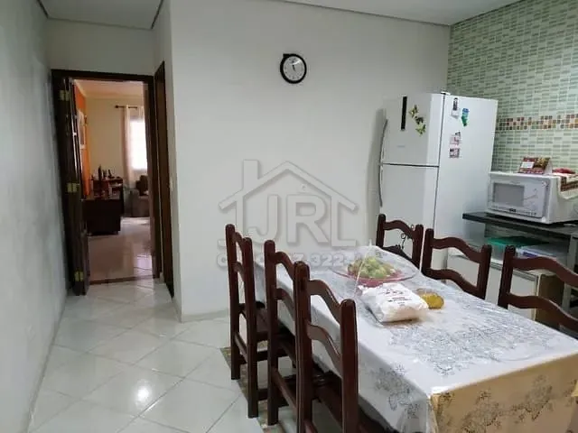 Casa com 179m² 3 quartos e 2 banheiros, à venda, no bairro Jardim Zaira em Mauá