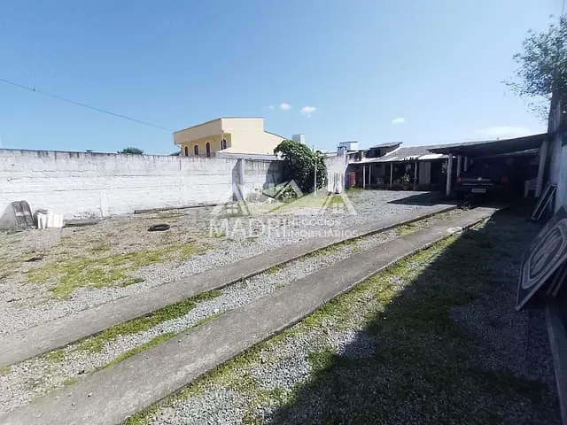Casa com 360m² 2 quartos e 1 banheiro, à venda, no bairro Jardim Eldorado em Palhoça
