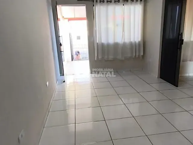 Casa com 85m² 3 quartos e 2 banheiros, para alugar, no bairro Jardim Graziela em Londrina
