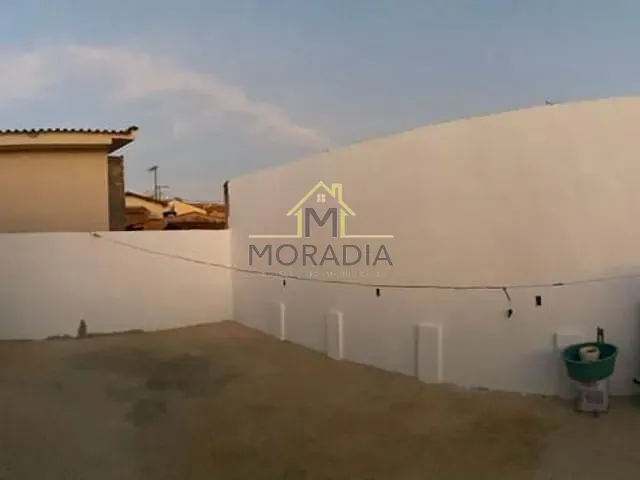 Casa com 200m² 3 quartos e 1 banheiro, à venda, no bairro Jardim Rosana em Guaxupé