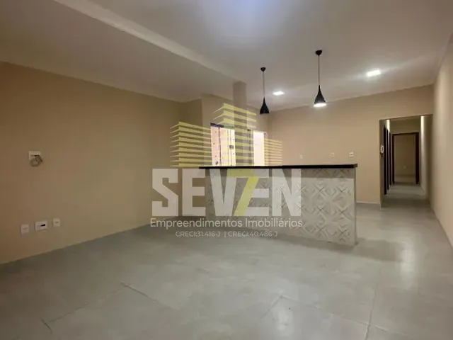 Casa com 144m² 3 quartos e 2 banheiros, à venda, no bairro Vila Carolina em Bauru