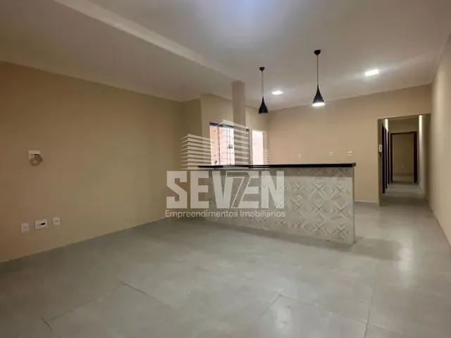 Casa com 144m² 3 quartos e 2 banheiros, à venda, no bairro Vila Carolina em Bauru