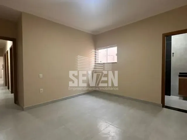 Casa com 144m² 3 quartos e 2 banheiros, à venda, no bairro Vila Carolina em Bauru