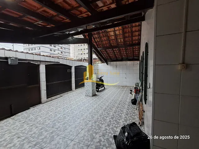 Casa 2 quartos e 2 banheiros, à venda, no bairro Ocian em Praia Grande