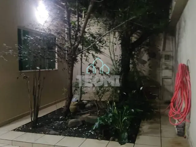 Casa com 250m² 4 quartos e 3 banheiros, à venda, no bairro CECAP em Taubaté