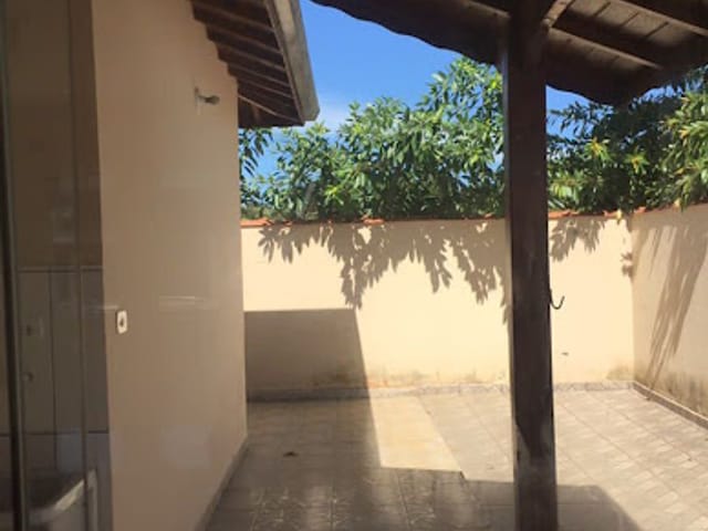 Casa com 190m² 3 quartos e 1 banheiro, à venda, no bairro Condomínio Vale das Rosas em Cambuí