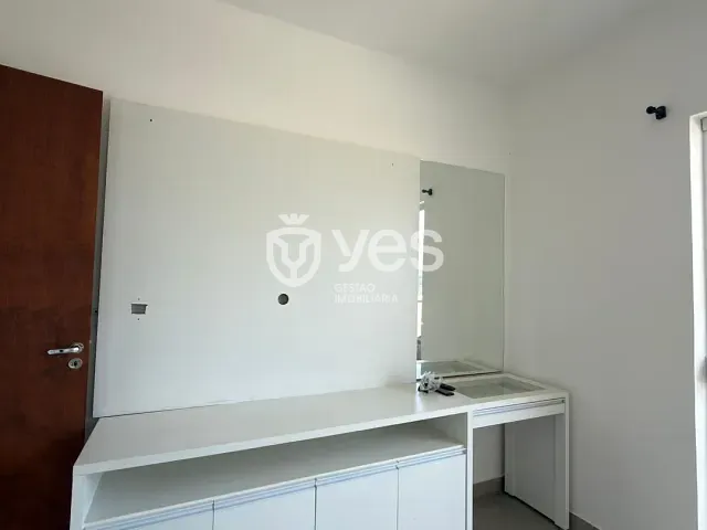 Casa 2 quartos e 2 banheiros, à venda, no bairro Parque das Mangabeiras em Araxá