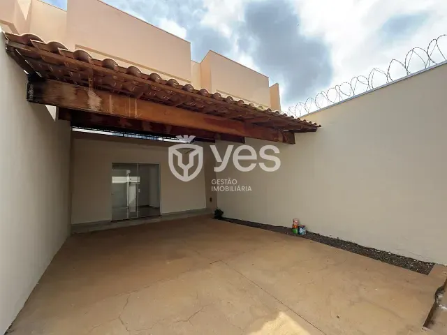 Casa 2 quartos e 2 banheiros, à venda, no bairro Parque das Mangabeiras em Araxá