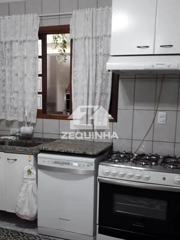 Casa, 3 quartos, 236 m² - Foto 7