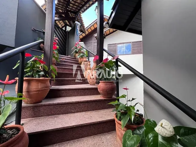 Casa com 600m² 4 quartos e 4 banheiros, à venda, no bairro Fazenda em Itajaí
