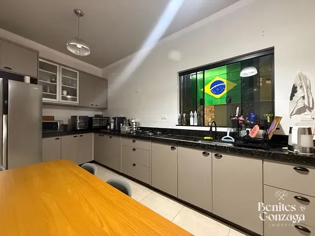 Casa com 171m² 3 quartos e 2 banheiros, à venda, no bairro Loteamento Sumaré em Maringá