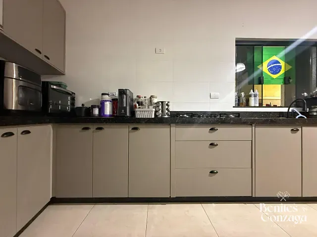 Casa com 171m² 3 quartos e 2 banheiros, à venda, no bairro Loteamento Sumaré em Maringá