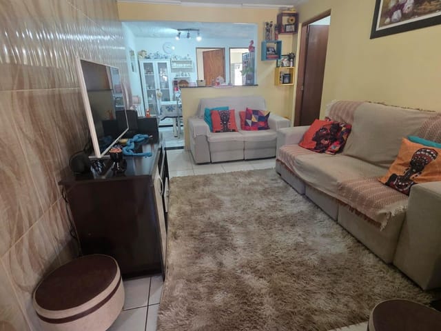 Casa com 160m² 4 quartos e 2 banheiros, à venda, no bairro Conjunto Residencial Santo Ângelo em Mogi das Cruzes