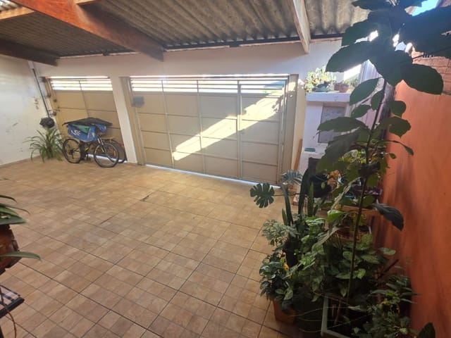 Casa com 160m² 4 quartos e 2 banheiros, à venda, no bairro Conjunto Residencial Santo Ângelo em Mogi das Cruzes