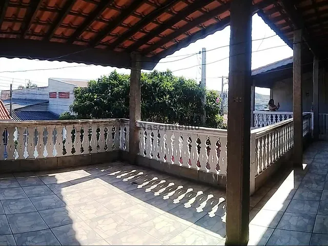 Casa com 350m² 4 quartos e 2 banheiros, à venda, no bairro Bandeira Branca em Jacareí