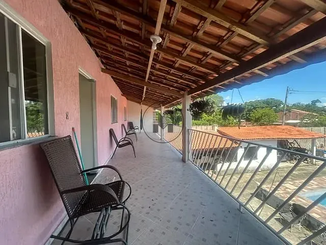 Casa com 620m² 4 quartos e 2 banheiros, à venda, no bairro Jardim do Vale em Guaratinguetá