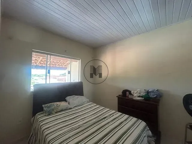 Casa com 620m² 4 quartos e 2 banheiros, à venda, no bairro Jardim do Vale em Guaratinguetá