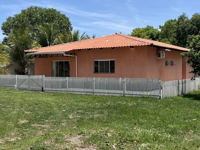 Casa com 3500m² 4 quartos e 5 banheiros, à venda, no bairro Ribeirão do Lipa em Cuiabá