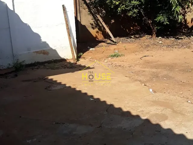 Casa com 250m², à venda, no bairro Pozzobon em Votuporanga