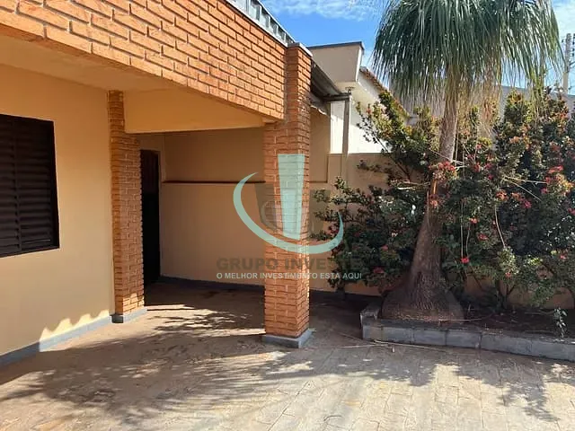 Casa com 255m² 2 quartos e 1 banheiro, à venda, no bairro PARQUE RESIDENCIAL VALE DO SOL em ARARAQUARA