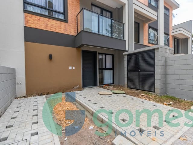 Casa com 267m² 3 quartos e 2 banheiros, à venda, no bairro Santa Cândida em Curitiba