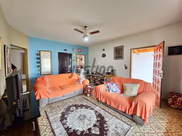 Casa com 394m² 3 quartos e 2 banheiros, à venda, no bairro Jardim Mosteiro em Itanhaém