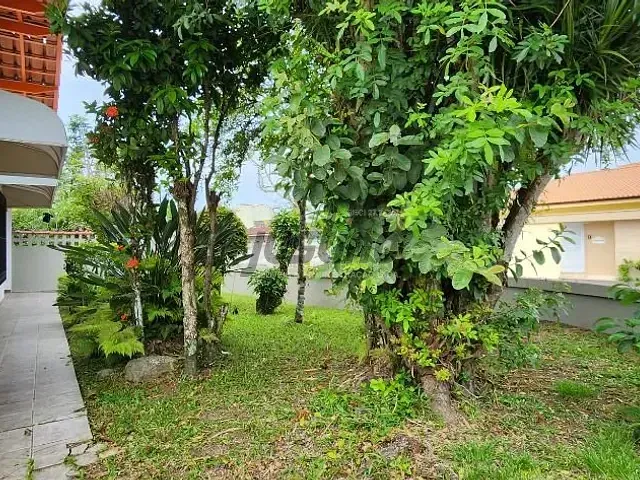 Casa com 394m² 3 quartos e 2 banheiros, à venda, no bairro Jardim Mosteiro em Itanhaém
