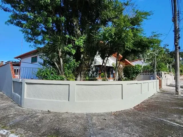 Casa com 394m² 3 quartos e 2 banheiros, à venda, no bairro Jardim Mosteiro em Itanhaém