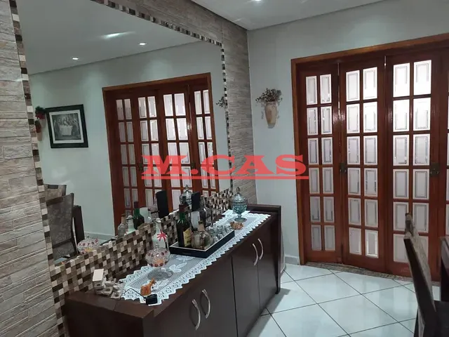 Casa com 220m² 4 quartos e 2 banheiros, à venda, no bairro Jardim Colorado em São Paulo