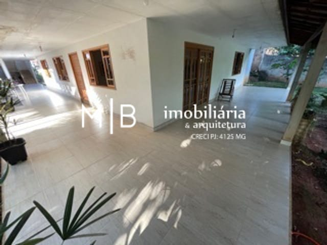 Casa com 2250m² 3 quartos e 3 banheiros, à venda, no bairro PARAÍSO em CATAGUASES