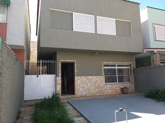 Foto do Casa - Casa com 3 dormitórios para alugar, 180 m² por R$ 3.000,00/mês - Varginha - Itajubá/MG | MOHALLEM e LOPES CORRETAGEM E ADMINISTRACAO DE IMOVEIS LTDA