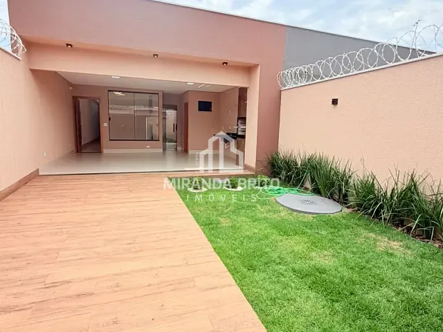 Casa 3 quartos e 3 banheiros, à venda, no bairro Parque Itatiaia em Aparecida de Goiânia