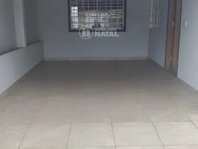 Casa com 200m² 3 quartos e 2 banheiros, para alugar, no bairro Messiânico em Londrina