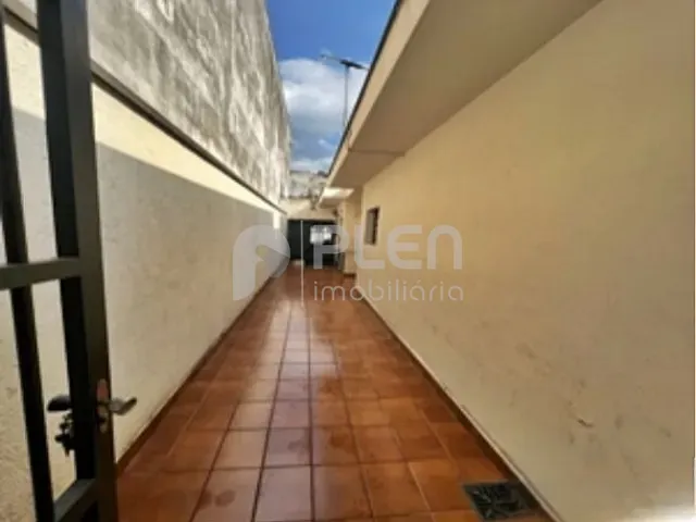 Casa 3 quartos e 3 banheiros, para alugar, no bairro Jardim Leonor Mendes de Barros em São Paulo