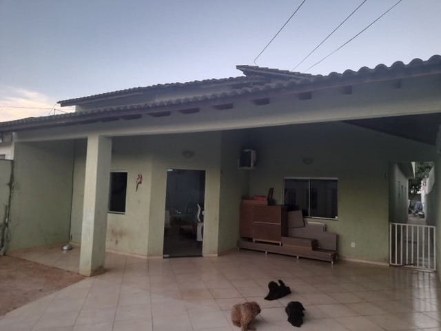 https://static.arboimoveis.com.br/CA0366_QCI/casa-a-venda-quartos-suite-vagas-setor-habitacional-vicente-pires-brasiliadf1630398275824wjcdq.jpg