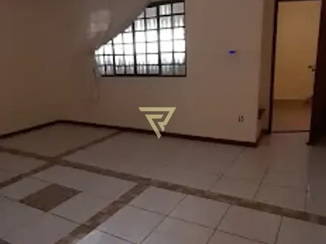 Casa com 300m² 3 quartos e 3 banheiros, à venda, no bairro Jardim Paiva em Ribeirão Preto