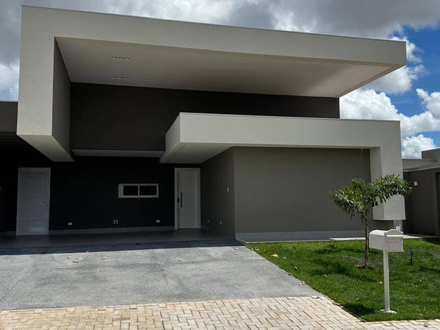 Casa com 403m² 4 quartos e 5 banheiros, à venda, no bairro Jardim Montevidéu em Campo Grande