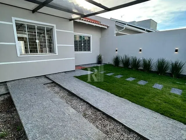 Casa com 90m² 2 quartos e 1 banheiro, à venda, no bairro Areias em Tijucas