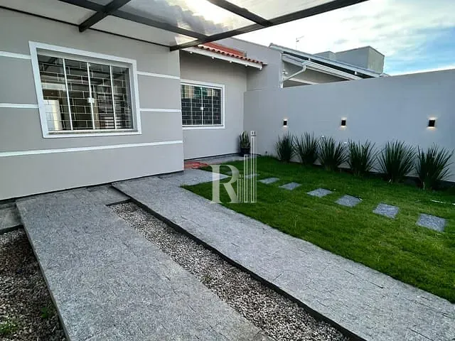 Casa com 90m² 2 quartos e 1 banheiro, à venda, no bairro Areias em Tijucas